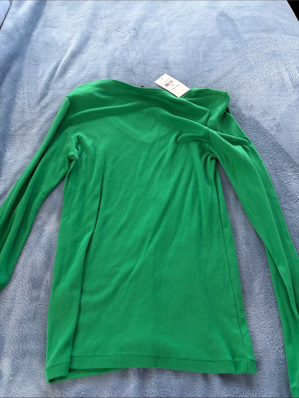 Ralph Lauren Sport V-Neck Tee in Bright Green - Picture 5 of 6